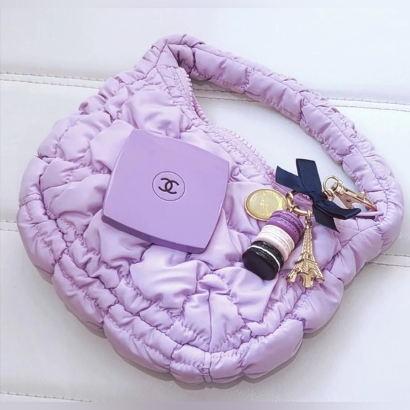 CHANEL DUAL COMPACT MIRROR - LIMITED STOCK PURPLE WITH BOX/VELVET DUSTBAG - Picture 5 of 16